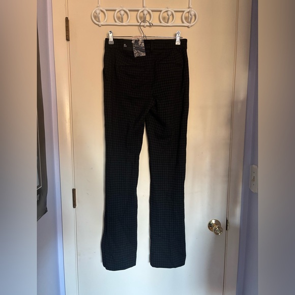 Express Mid Rise Boot - Picture 2 of 2